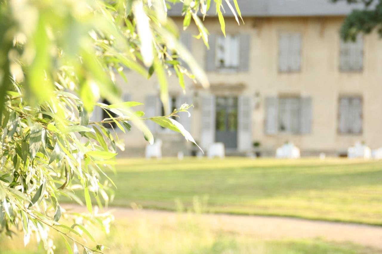 Domaine De Savigny Bed and Breakfast Saint-Saulge Exteriör bild